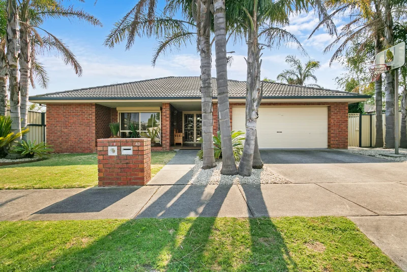 40 Connaught Way, TRARALGON VIC 3844