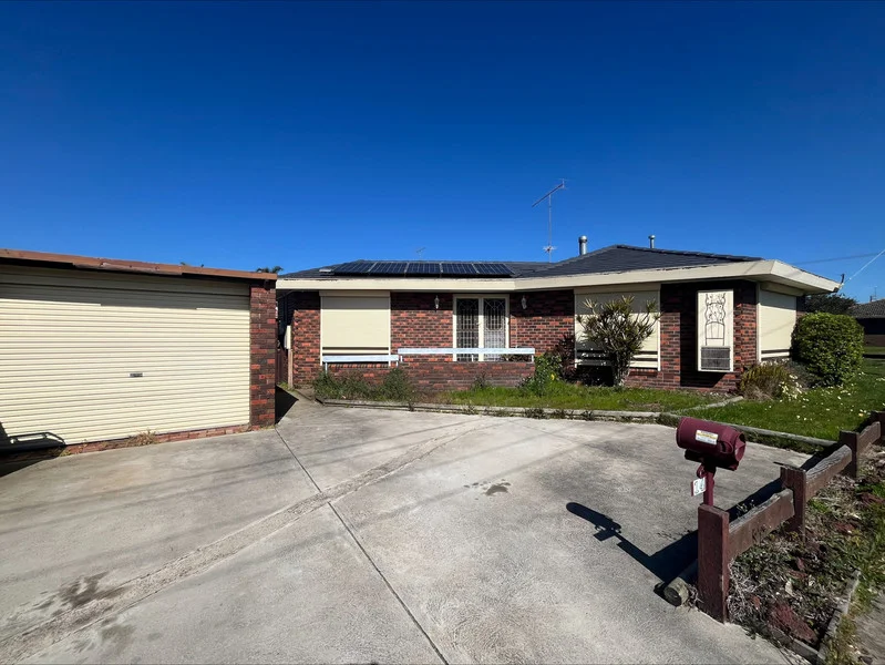 14 Oak Court, Morwell VIC 3840