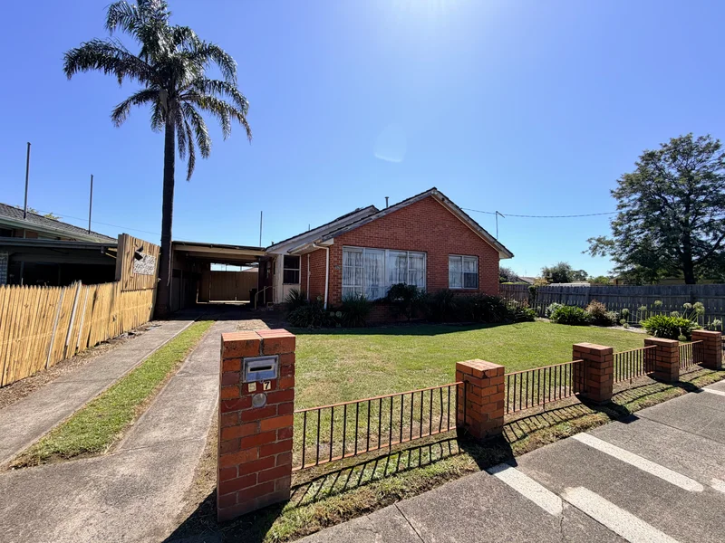 57 White Parade, Churchill VIC 3842