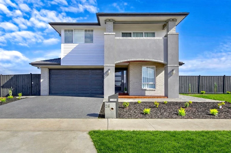 24 Bartholomew Circuit, Traralgon VIC 3844