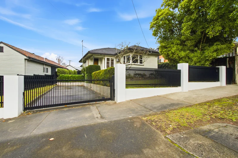 9 Greenwood Grove, Traralgon VIC 3844