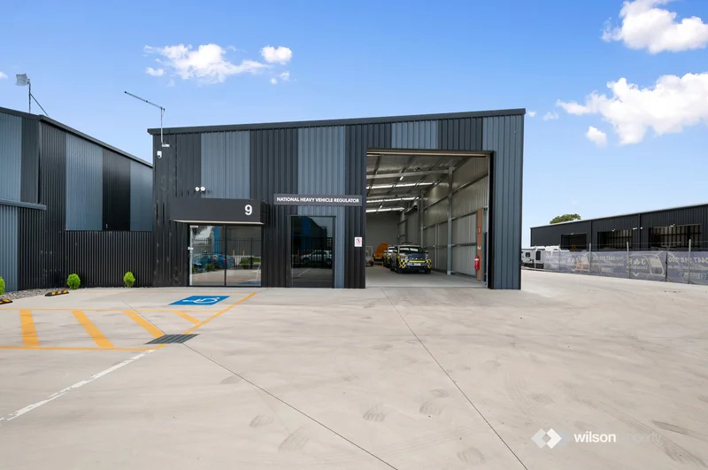 9 Stirloch Circuit, Traralgon — property photo