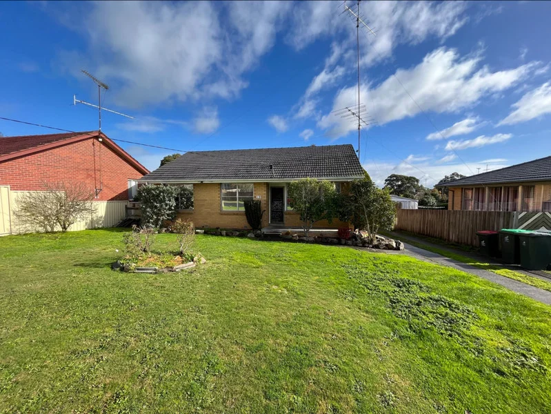13 Shaw Street, CHURCHILL VIC 3842