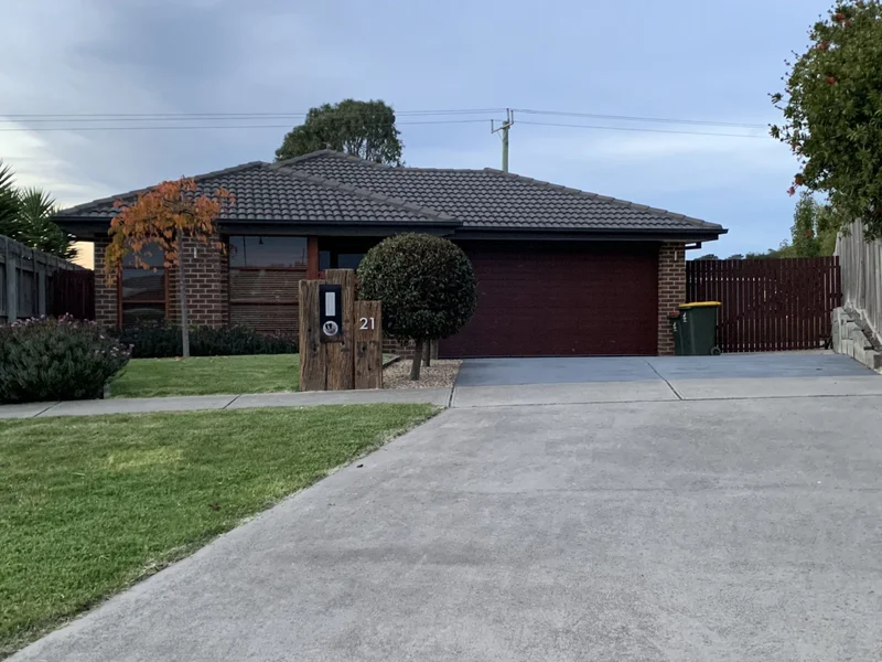 21 Christian Rise, Traralgon VIC 3844