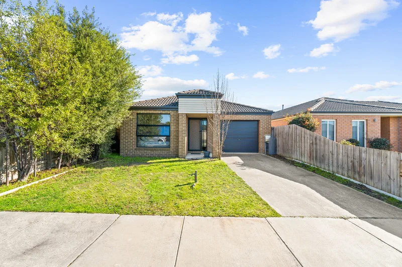 12 Roscommon Drive, Traralgon VIC 3844