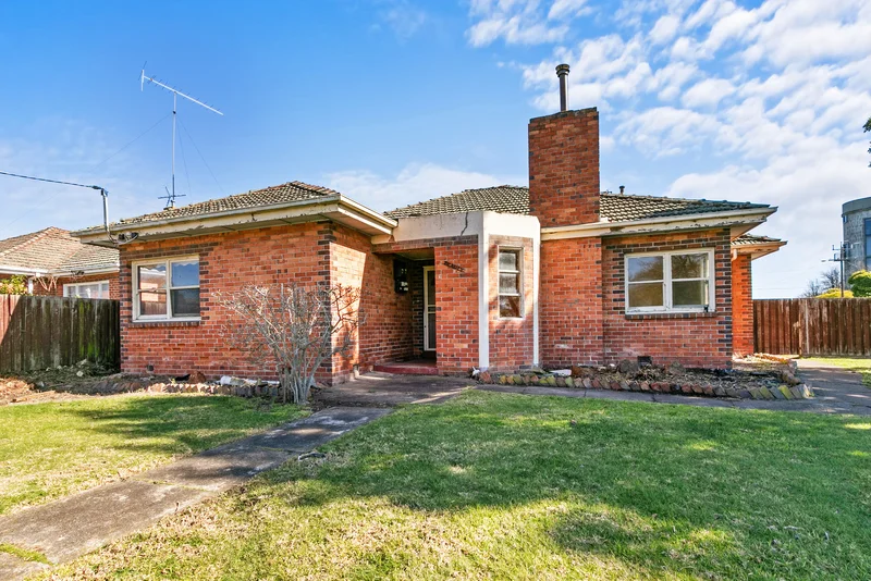 31 Loch Park Road, Traralgon VIC 3844