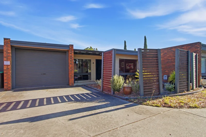 3/8-10 Brolga Boulevard, Traralgon VIC 3844