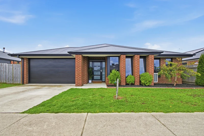 38 Ridge Boulevard, Yinnar VIC 3869
