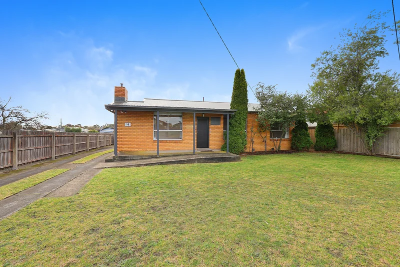 16 Newstead Street, Newborough VIC 3825