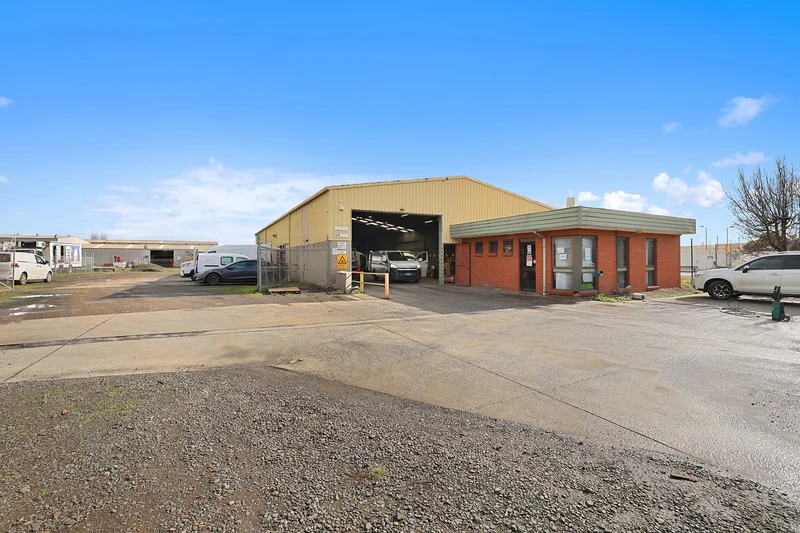 21 Swan Road, Morwell VIC 3840
